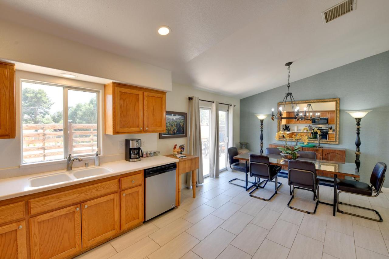 Updated Abode 22 Mi To Joshua Tree National Park! Morongo Valley Extérieur photo